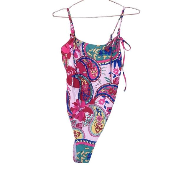 One Piece Floral Retro Swimsuit Bathing Suit size medium - Picture 1 of 5
